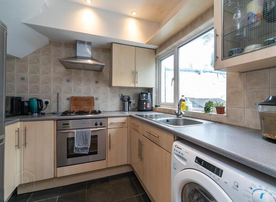 35 Devon Parade, Belfast, BT4 1LT