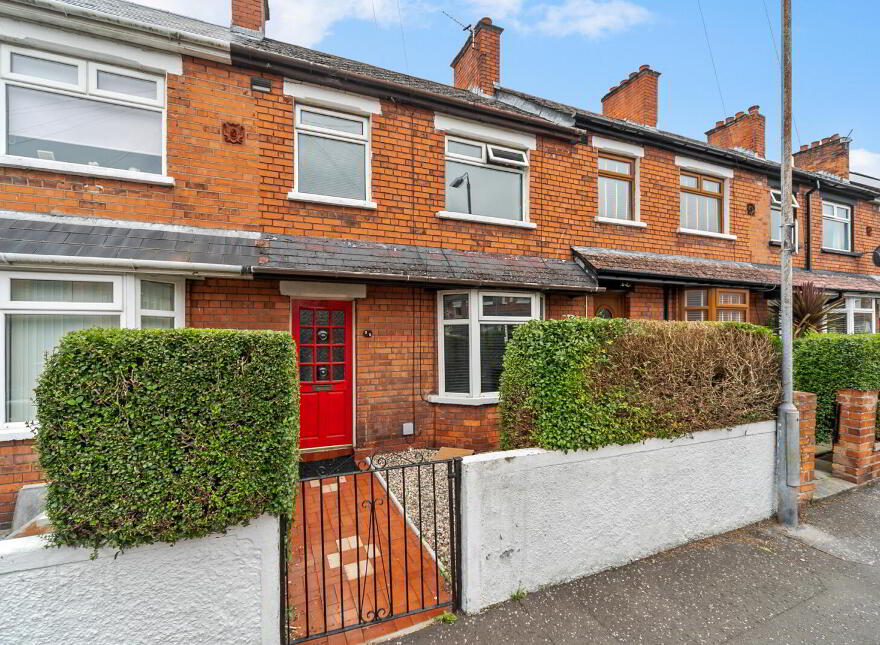 35 Devon Parade, Belfast, BT4 1LT photo