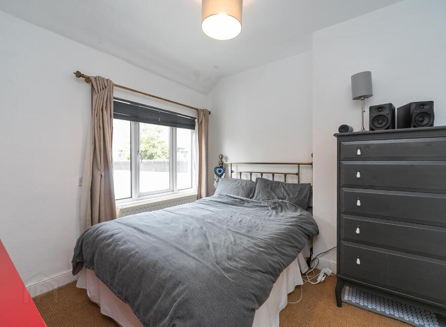 35 Devon Parade, Belfast, BT4 1LT