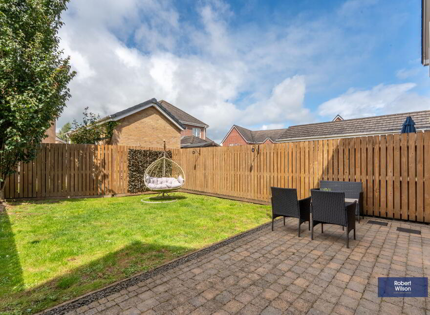 10 Ayrshire Gardens, Lisburn, BT28 2EL