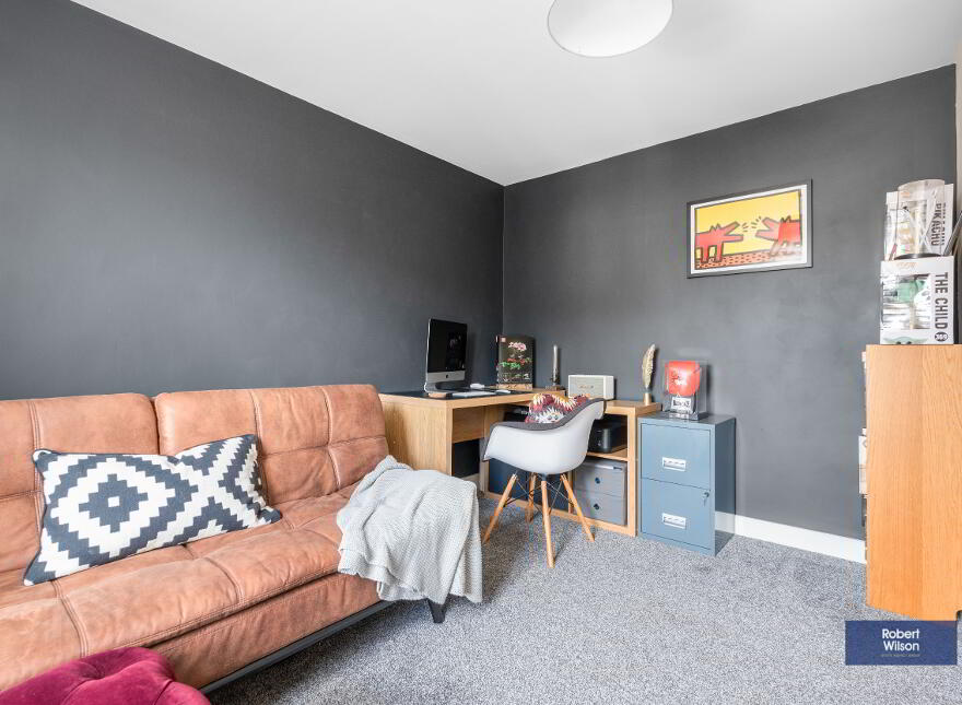 10 Ayrshire Gardens, Lisburn, BT28 2EL