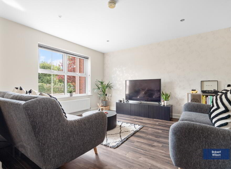10 Ayrshire Gardens, Lisburn, BT28 2EL
