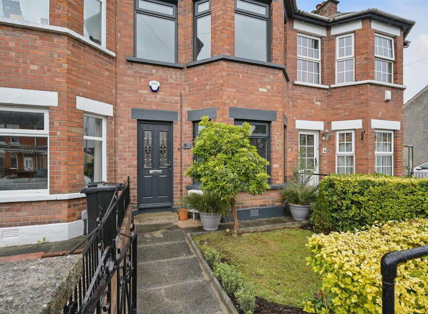 72 Ravenscroft Avenue, Belfast, BT5 5BB
