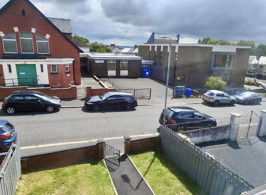 4 Wallasey Park, Belfast, BT14 6PN