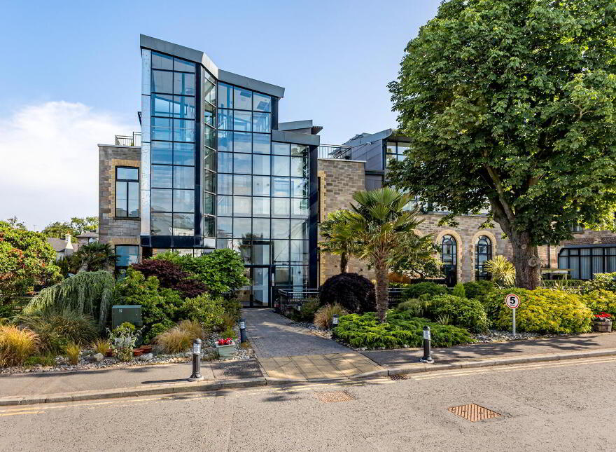 9 The Courtyard, The Mill Village, Newtownards, BT23 5GR
