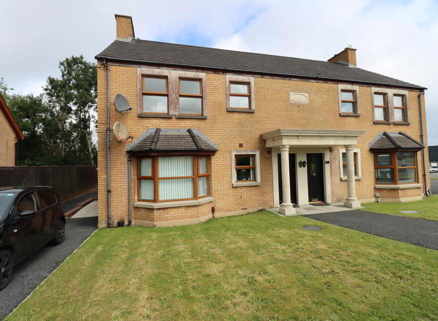 7 Aylesbury Avenue, Newtownabbey, BT36 7XY photo
