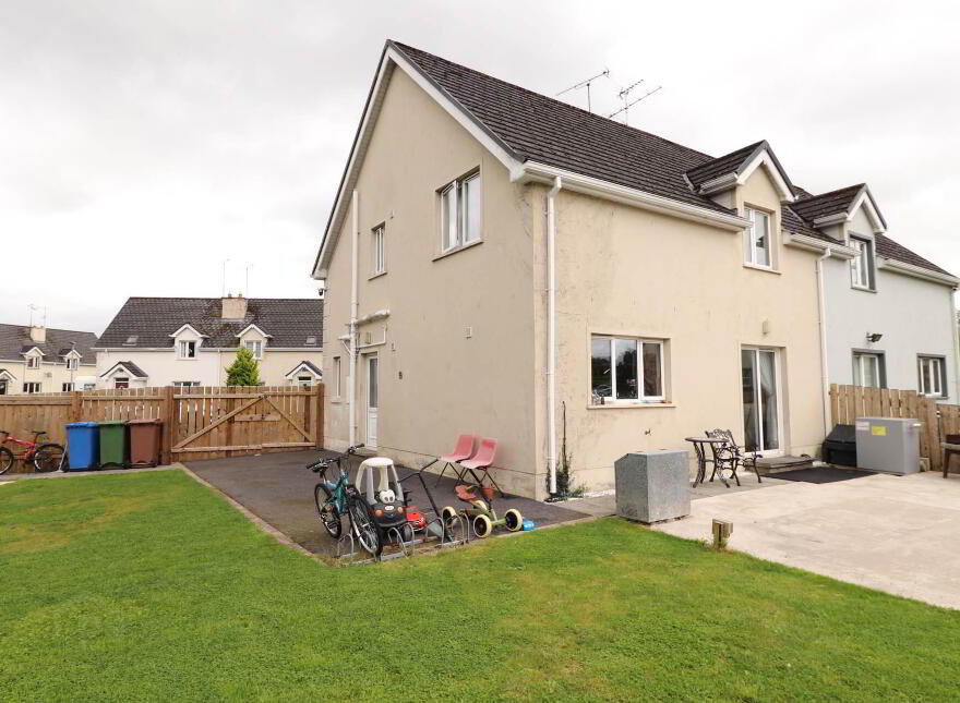 30 Galliagh Shore, Enniskillen, BT74 7GS
