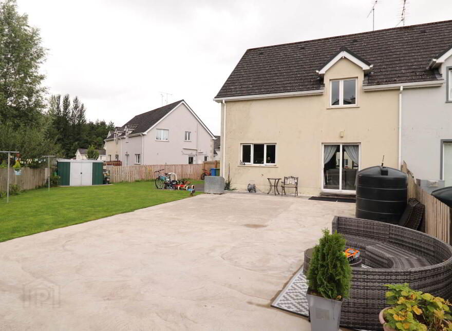 30 Galliagh Shore, Enniskillen, BT74 7GS