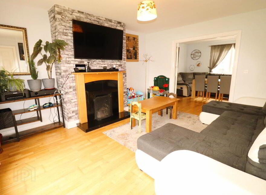 30 Galliagh Shore, Enniskillen, BT74 7GS