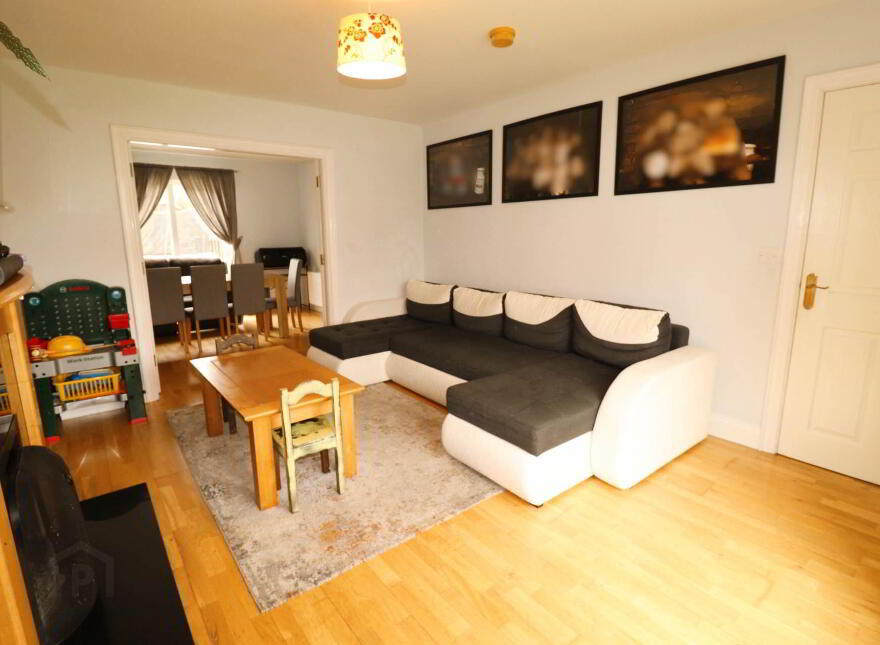 30 Galliagh Shore, Enniskillen, BT74 7GS