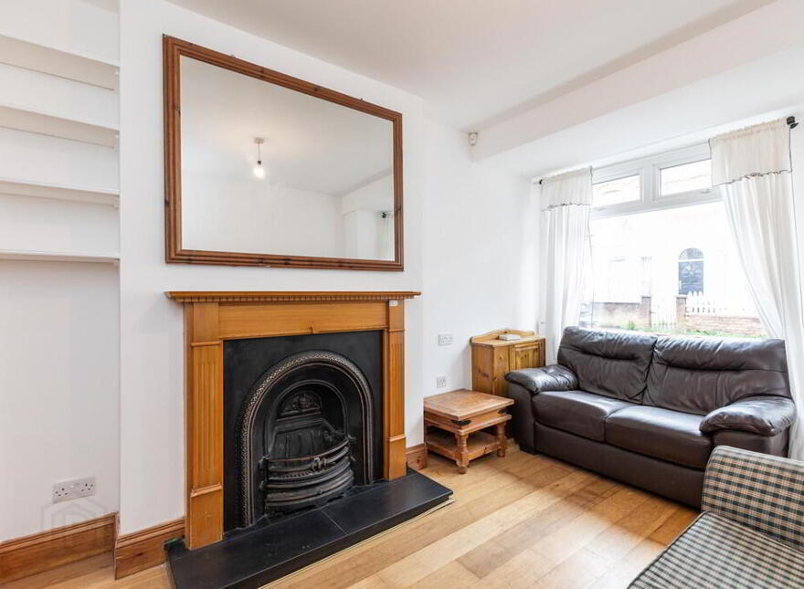 25 Fernwood Street, Ormeau Road, Belfast, BT7 3BQ