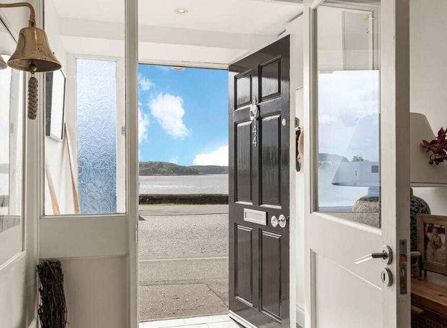 44 Shore Road, Portaferry, Newtownards, BT22 1JZ