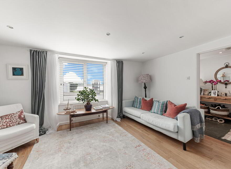 44 Shore Road, Portaferry, Newtownards, BT22 1JZ