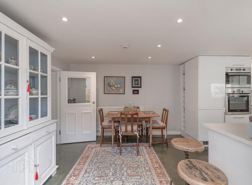 44 Shore Road, Portaferry, Newtownards, BT22 1JZ