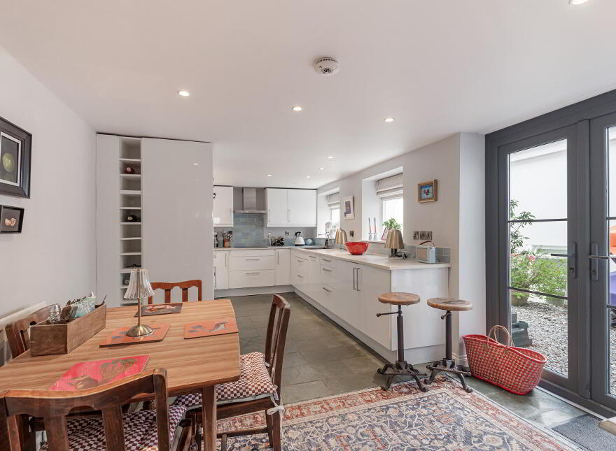 44 Shore Road, Portaferry, Newtownards, BT22 1JZ