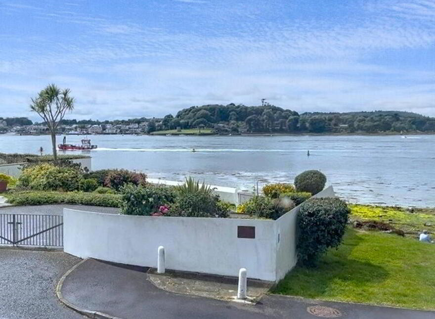 44 Shore Road, Portaferry, Newtownards, BT22 1JZ