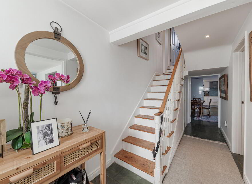 44 Shore Road, Portaferry, Newtownards, BT22 1JZ