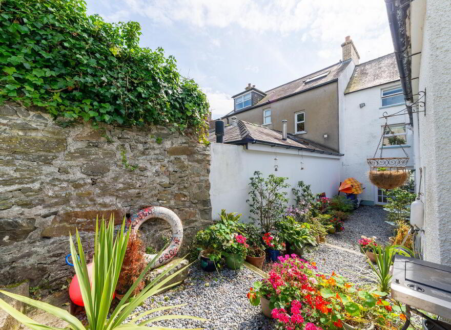 44 Shore Road, Portaferry, Newtownards, BT22 1JZ