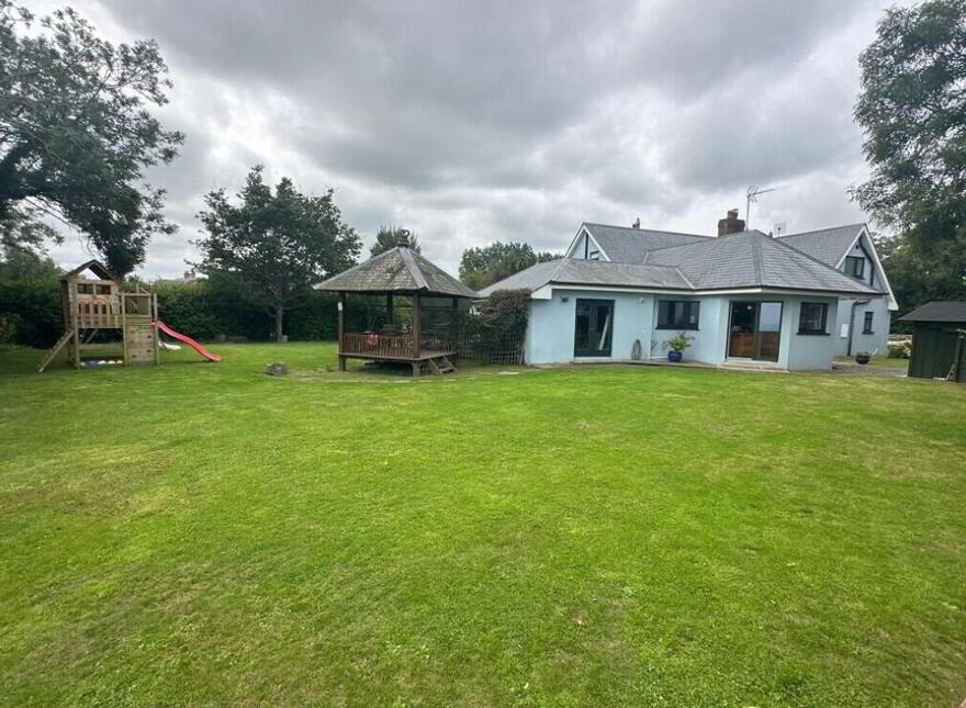 Garrolagh, Clogherhead, A92NH2Y