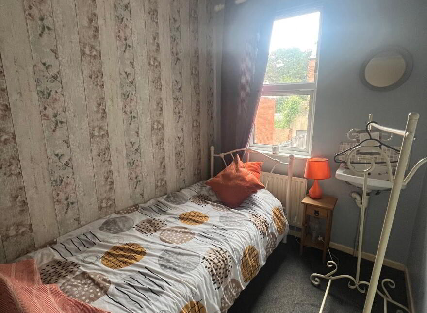 4 Hugh Street, Lisburn Road, Belfast, BT9 7HH