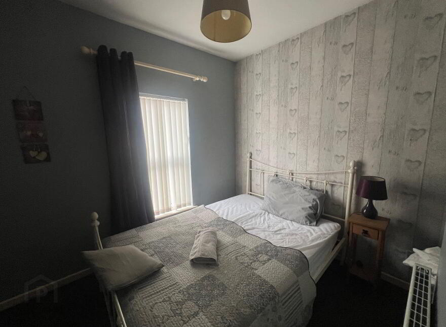 4 Hugh Street, Lisburn Road, Belfast, BT9 7HH