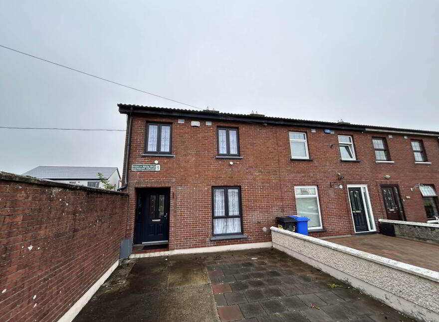 15 Rathbane Terrace, Carew Park photo