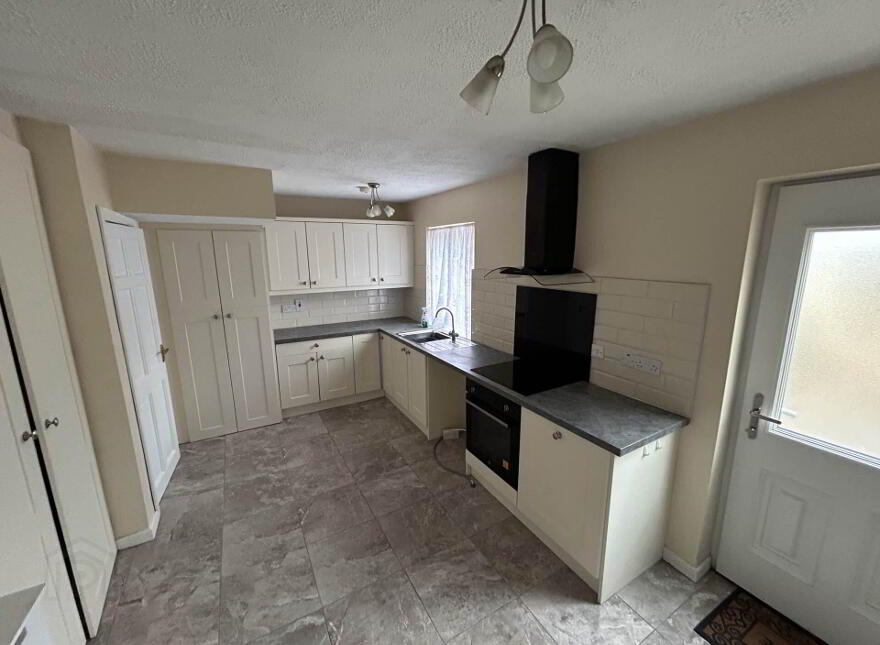 15 Rathbane Terrace, Carew Park