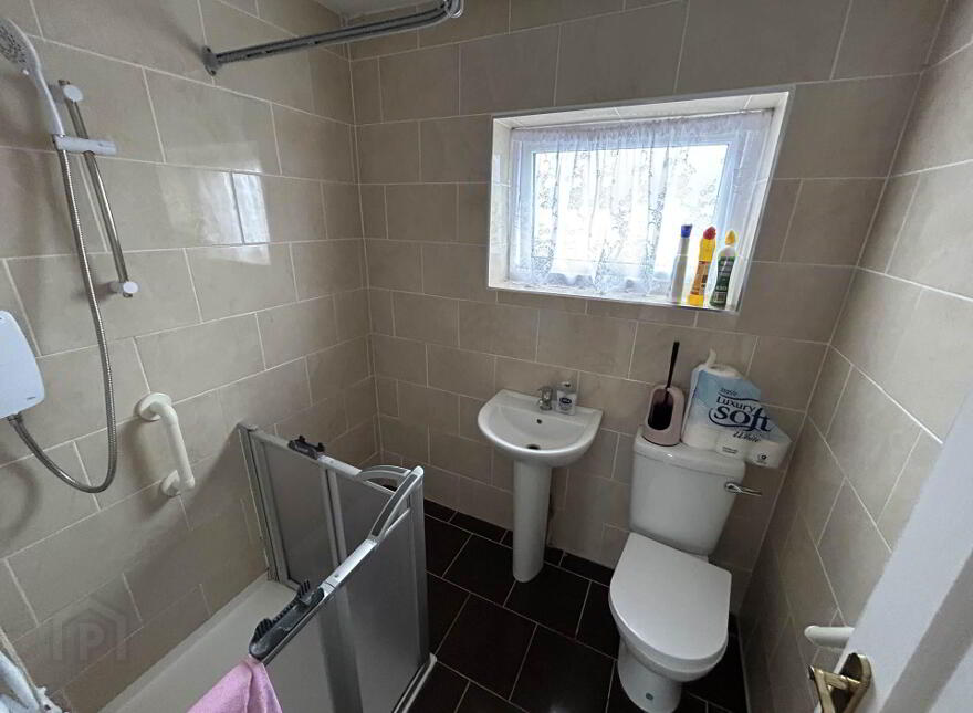 15 Rathbane Terrace, Carew Park