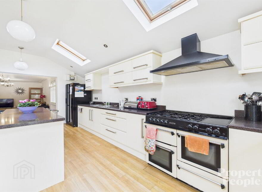11 Shanlieve Park, Belfast, BT14 8JE
