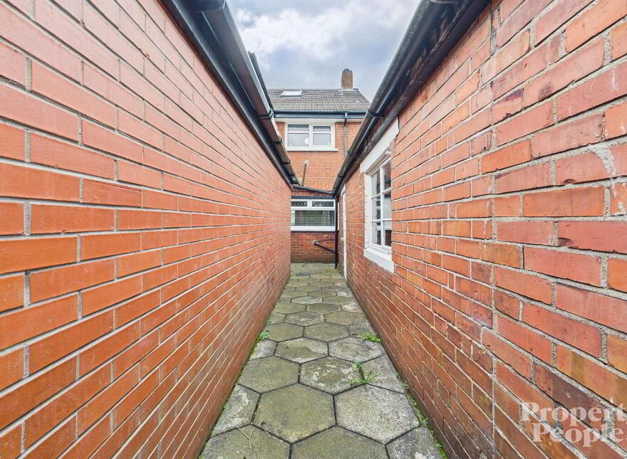 11 Shanlieve Park, Belfast, BT14 8JE