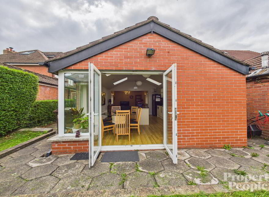 11 Shanlieve Park, Belfast, BT14 8JE