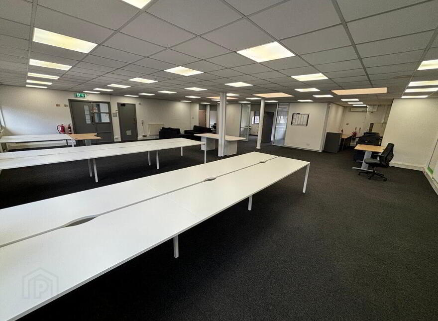 Unit 7b, Linfield Road, Weavers Court Business Park, Belfast, BT12 5GH