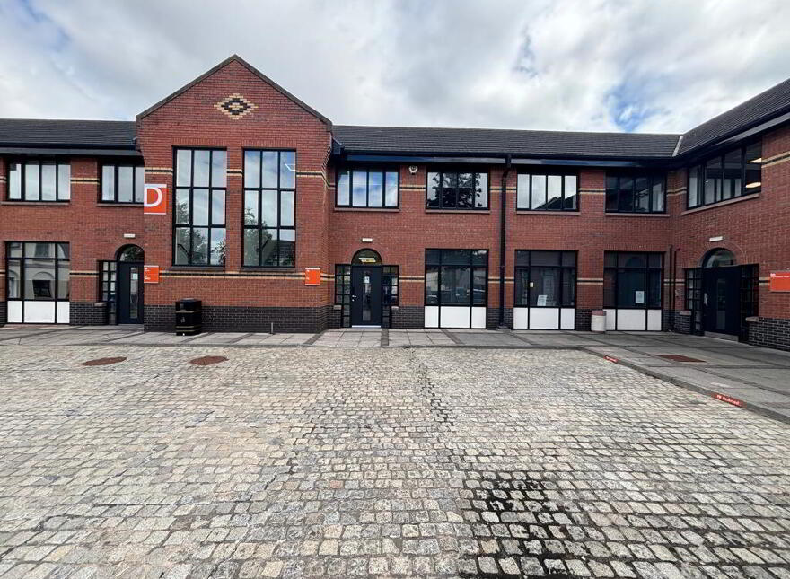 Unit 7b, Linfield Road, Weavers Court Business Park, Belfast, BT12 5GH photo