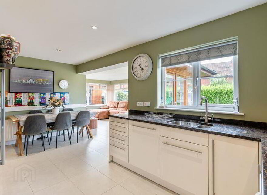 104 Beechfield Avenue, Bangor, BT19 7ZX