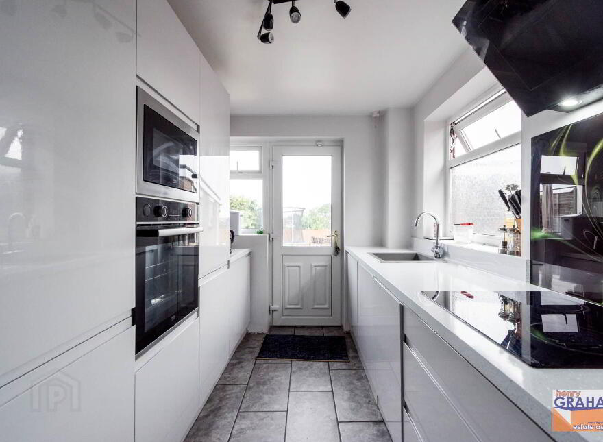 30 Oakridge Park, Belsize Road, Lisburn, BT27 4LZ