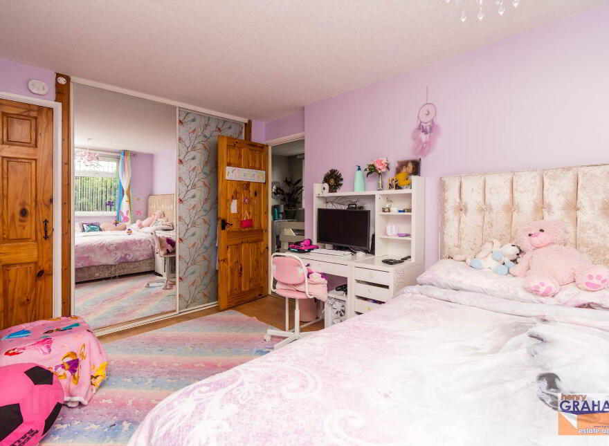 30 Oakridge Park, Belsize Road, Lisburn, BT27 4LZ
