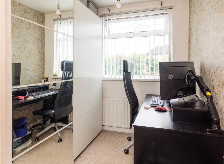 30 Oakridge Park, Belsize Road, Lisburn, BT27 4LZ