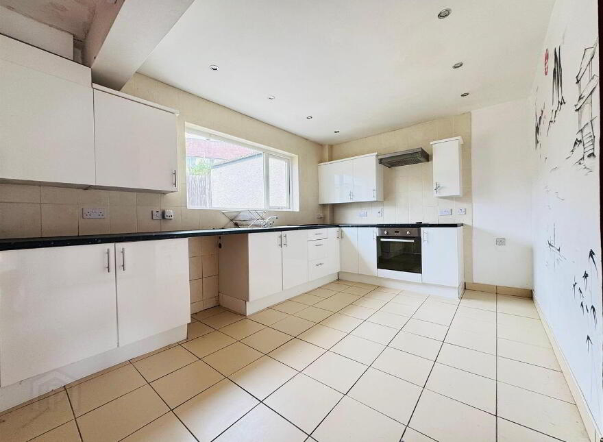 281 Derrycoole Way, Rathcoole, Newtownabbey, BT37 9JJ