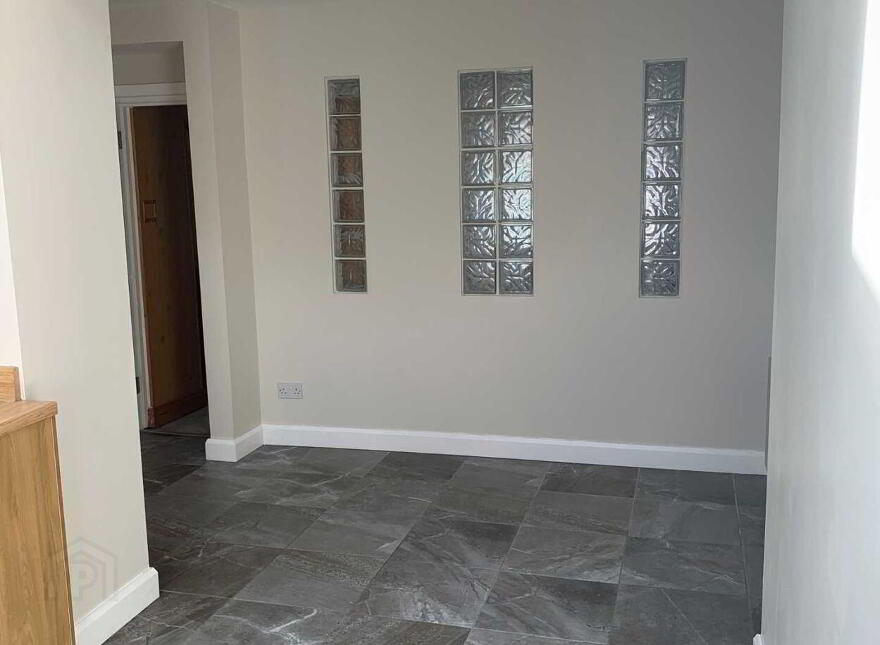 81 Park Avenue, Belfast, BT4 1JJ