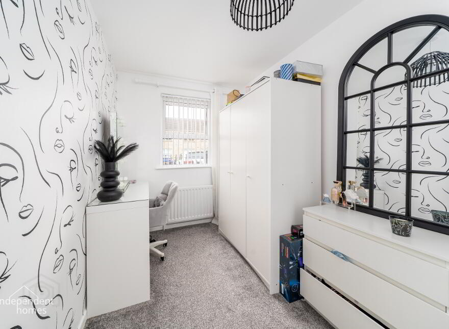 24 Walnut Grove, Larne, BT40 2WS