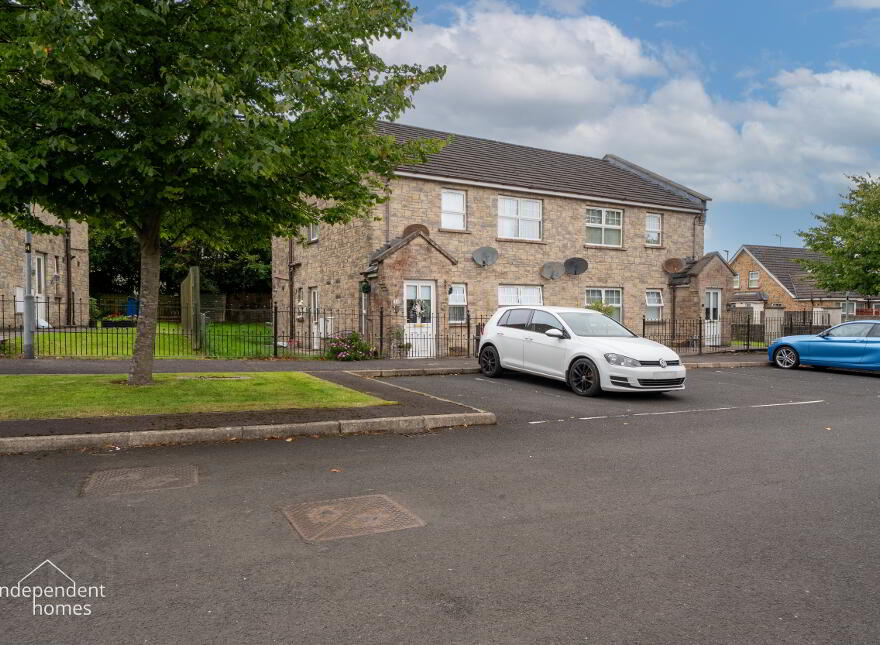 24 Walnut Grove, Larne, BT40 2WS