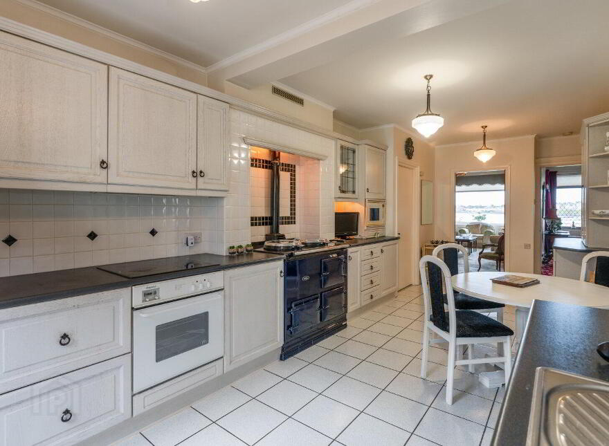 270 Seacliff Road, Bangor, BT20 5HT