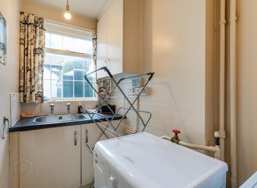 270 Seacliff Road, Bangor, BT20 5HT