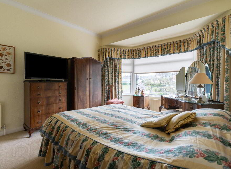 270 Seacliff Road, Bangor, BT20 5HT