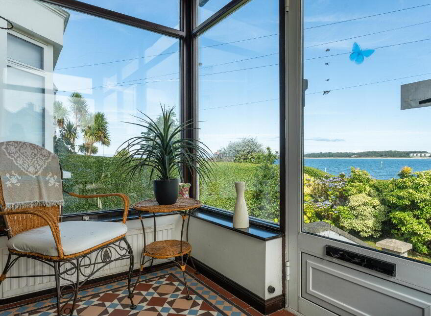 270 Seacliff Road, Bangor, BT20 5HT