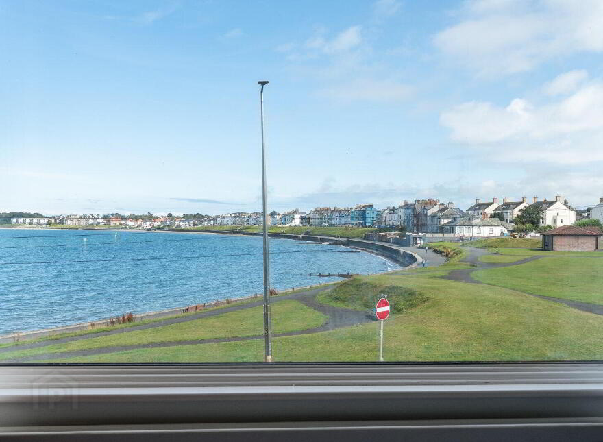 270 Seacliff Road, Bangor, BT20 5HT