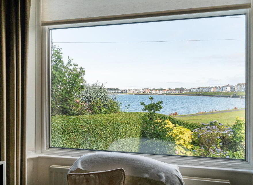 270 Seacliff Road, Bangor, BT20 5HT