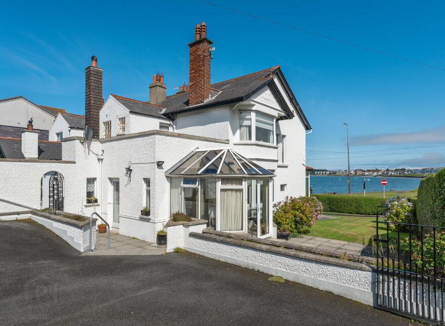 270 Seacliff Road, Bangor, BT20 5HT