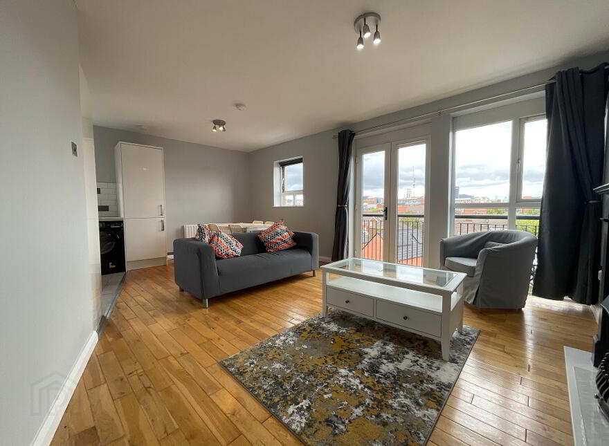 49 Cromwell Court, Belfast, BT7 1NE