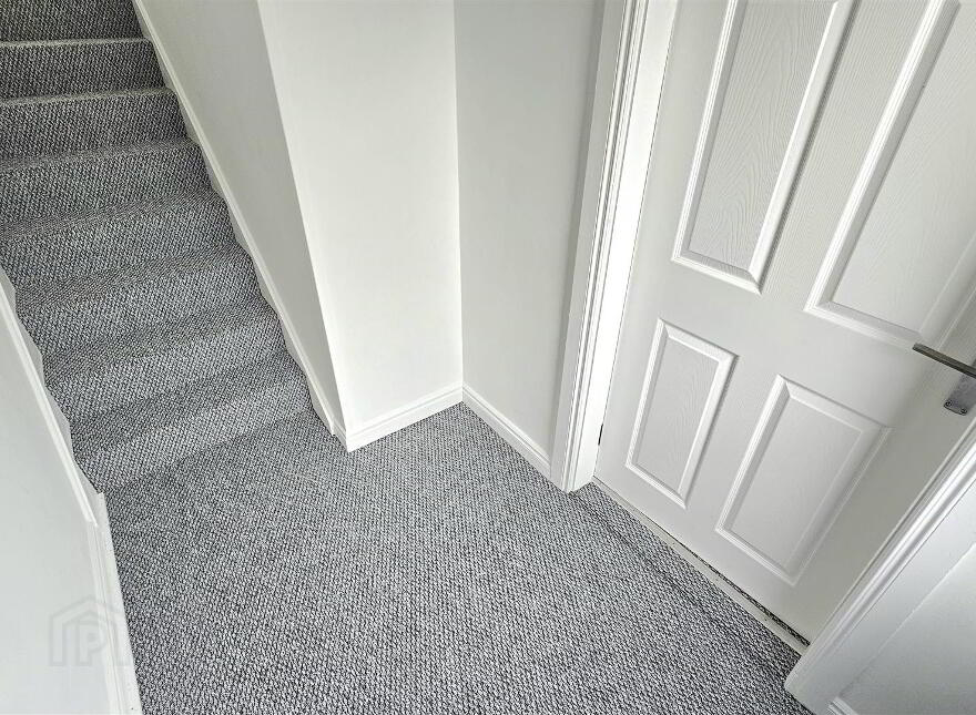 20 Woodburn Avenue, Carrickfergus, BT38 8EZ
